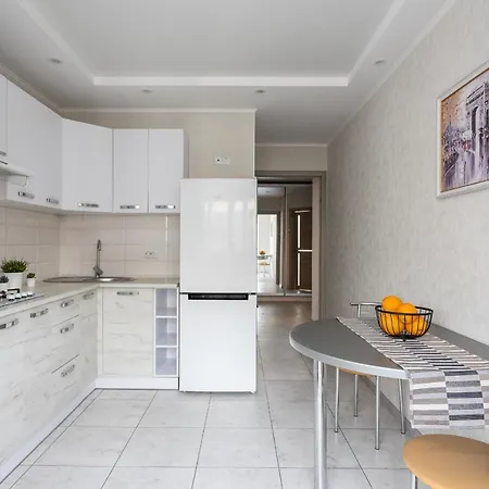 0131 Apartment Near Zhulyany Airport New Complex Kyiv Exterior photo