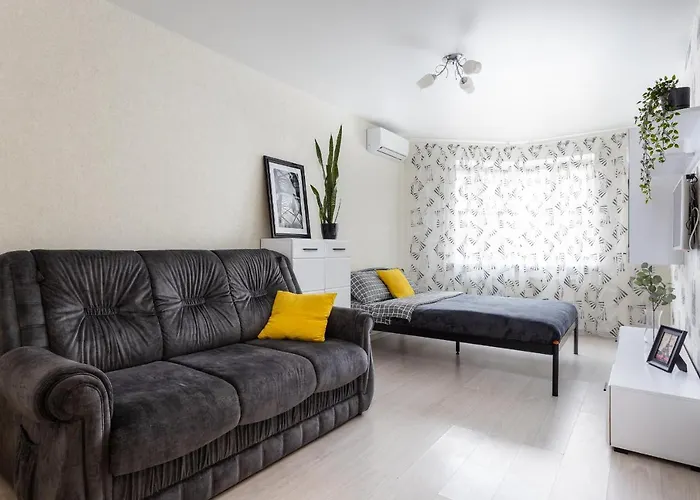 0131 Apartment Near Zhulyany Airport New Complex